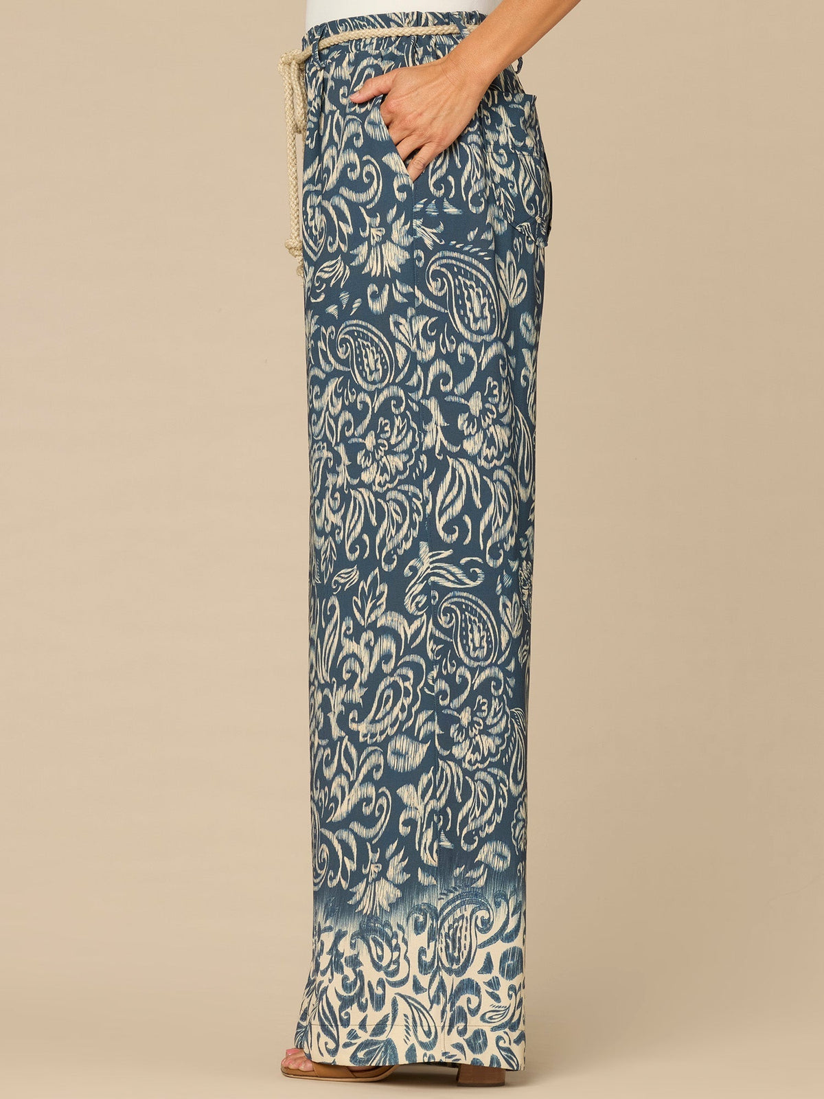 "Ab"leisure Skyrise Rope Belt Spade Pocket Printed Wide Leg Pants