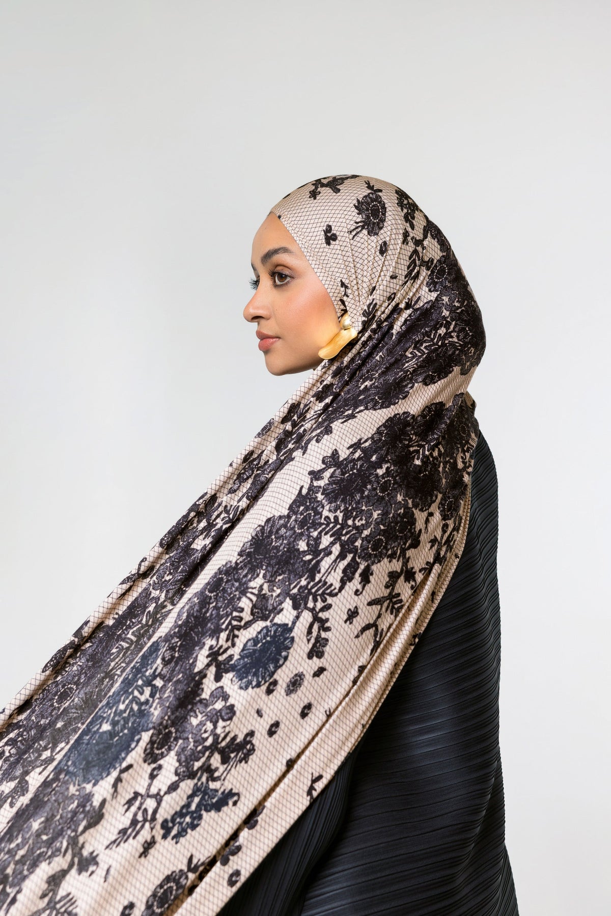 Chantilly Lace Jersey Lite
