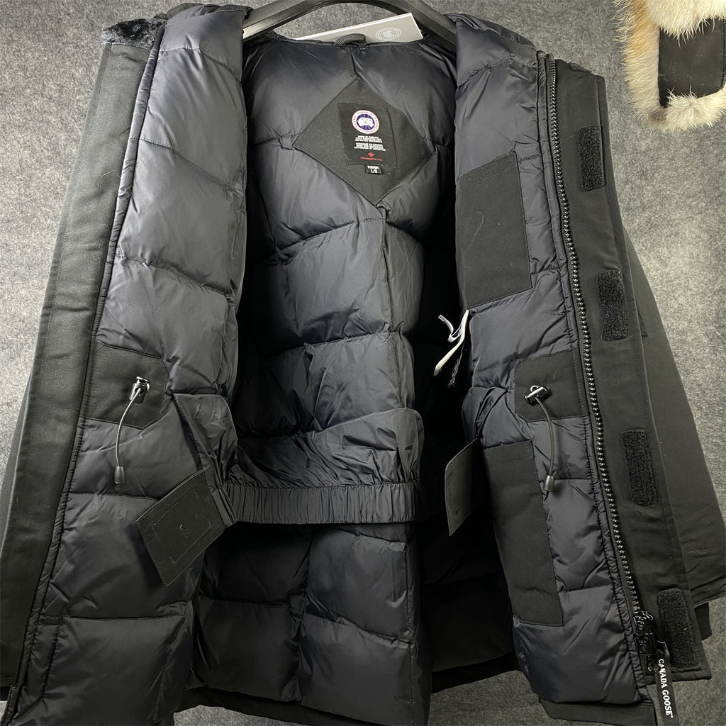 CANADA GOOSE REFLECTIVE STRIP DOWN JACKET