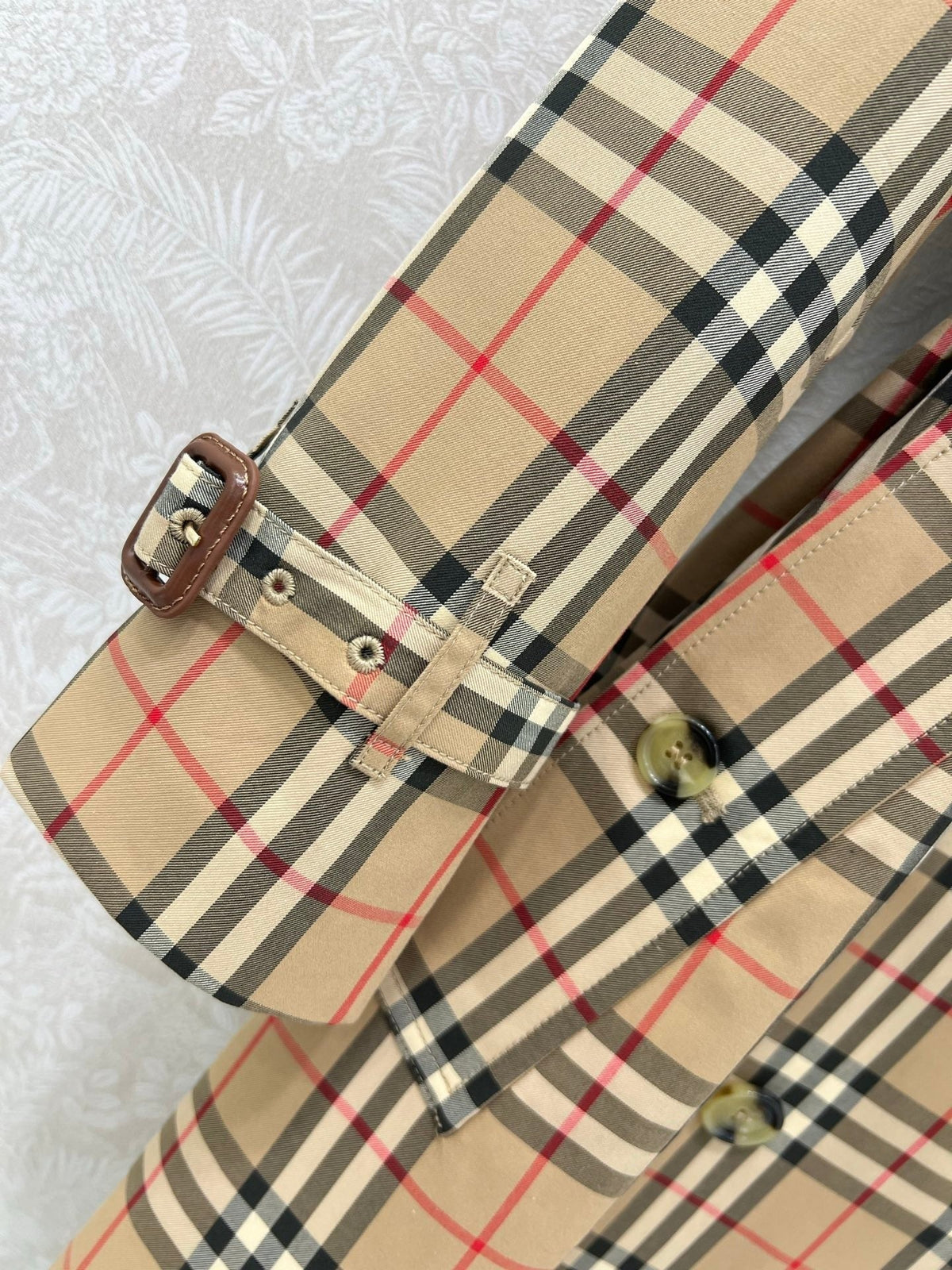 BURBERRY PLAID TRENCH COAT 275085